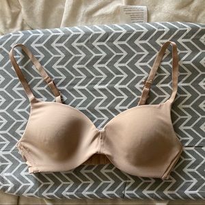 NEW Calvin Klein 32a bra